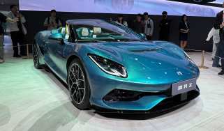 Denza Z - Jordan front 3/4