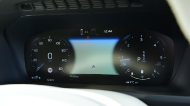 Volvo XC90 - dials