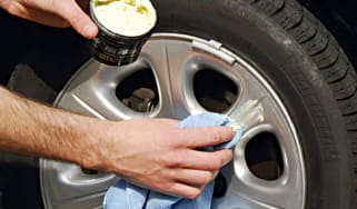 Wheel polish