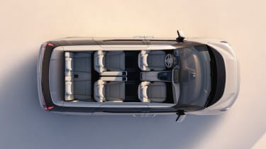 Volvo EM90 
