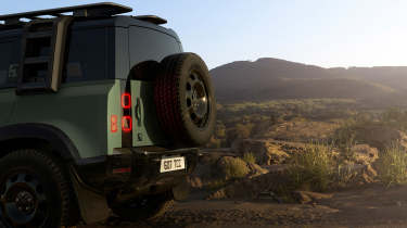Land Rover Defender 110 Trophy Edition - rear detail