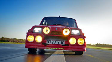 Renault 5 Turbo 2 - full front