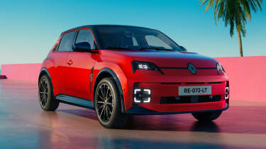 2026 Renault 5 update - red front 3/4