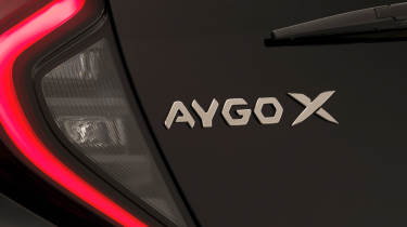 Toyota Aygo X - badge