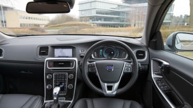 Volvo V60 Plug-in Hybrid interior
