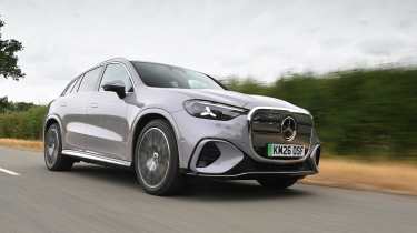 Mercedes GLC 2026 - front tracking 