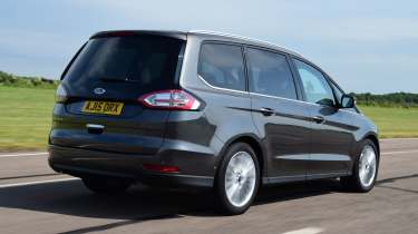 Ford Galaxy - rear tracking