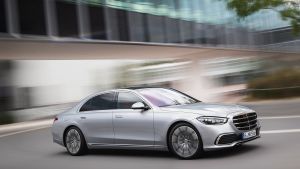 Mercedes%20S-Class%202020%20official%20pics-24.jpg