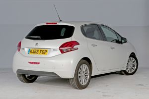 Used Peugeot 208 - rear