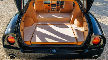 Bristol Fighter - boot