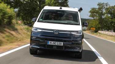 Volkswagen California - full front