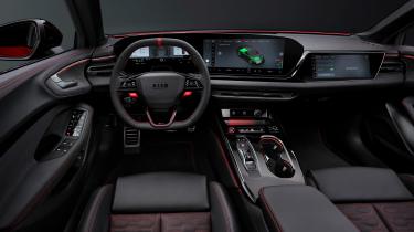Audi RS 5 Avant - dash