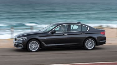 New BMW 5 Series - side tracking