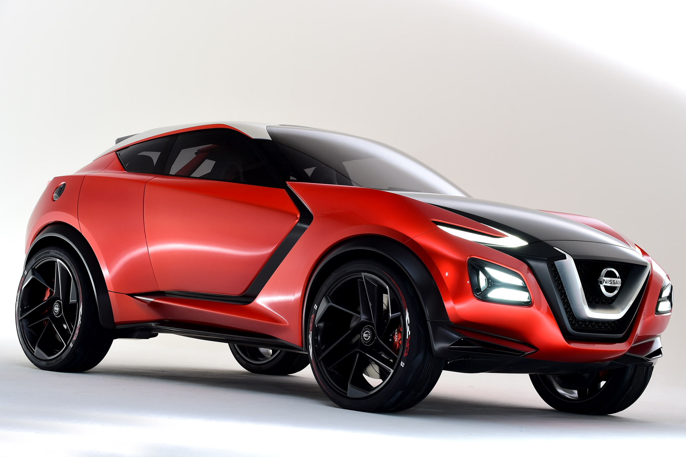 Mitsubishi deal makes Nissan Uturn on future hybrid cars Auto Express