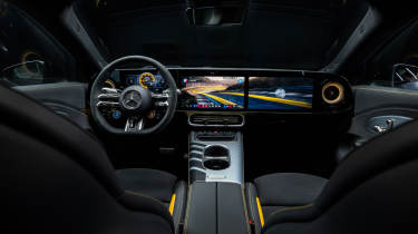 Mercedes-AMG CLA 45 - dash