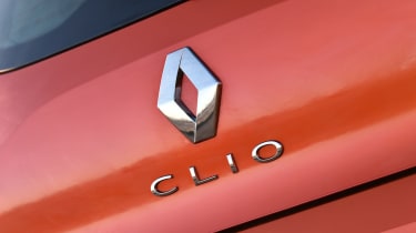 2022 Renault Clio TCe 90 - badge