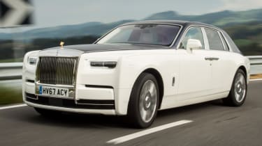 Rolls-Royce Phantom - turn in