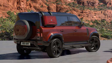 Land Rover Defender 110 Sedona Edition - rear