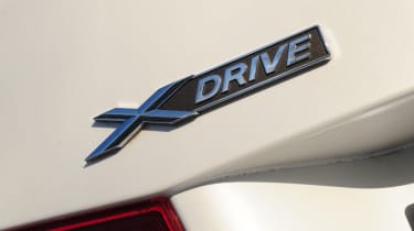 BMW 320i xDrive badge
