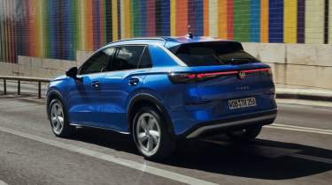 Volkswagen T-Roc Hybrid - rear