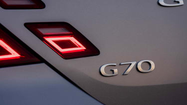 Genesis G70 Shooting Brake - G70 badge
