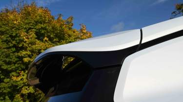 Polestar 3 - roof spoiler detail