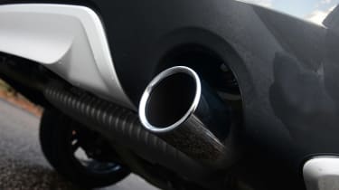 BMW X1 - avgassystem