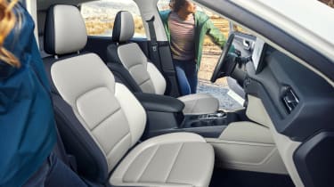 Ford Escape (Kuga facelift) - seats