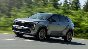 Kia Sportage - front tracking