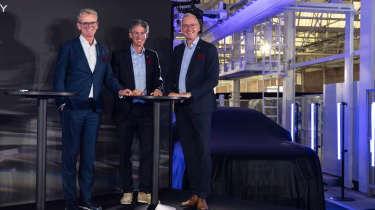 Bentley Urban SUV teaser image 2