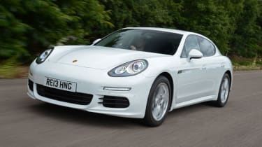 Porsche Panamera Diesel front action