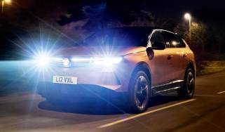 Vauxhall Grandland - lights on