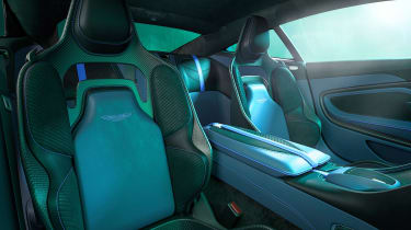 Aston Martin DBS 770 Ultimate - seats