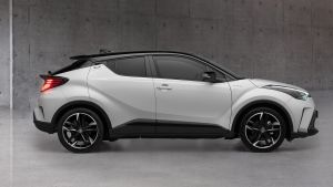 Toyota%20C-HR%20GR%20Sport-8.jpg