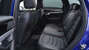 Volkswagen Touareg R - rear seats