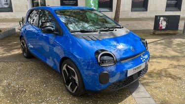 Renault Twingo van concept - front 3/4