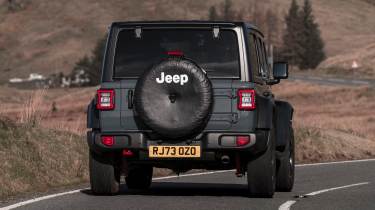 Jeep Wrangler Rubicon - rear cornering