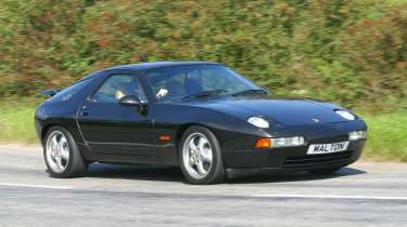 Used Porsche 928 - front action