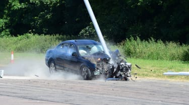 Jaguar S Type crash into lamp post