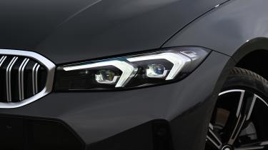 BMW 330e - headlight