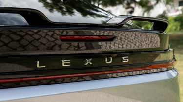 Lexus RZ 550e F Sport - rear detail