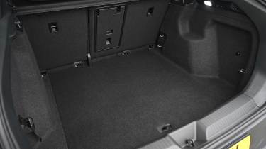 Volkswagen ID.5 Pro Black Edition - boot