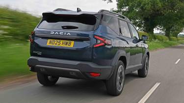 Dacia Bigster - rear tracking, alt