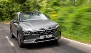 Hyundai NEXO - front action