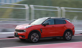 New Lynk & Co 01