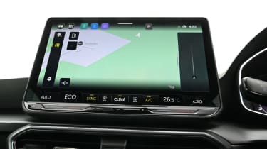 SEAT Leon - infotainment screen