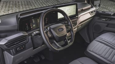 Ford Tourneo Custom - cabin