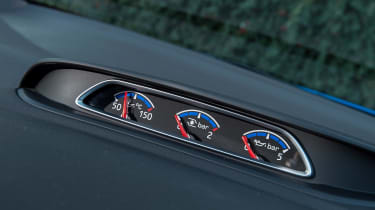 Ford Focus RS Mountune - gauges