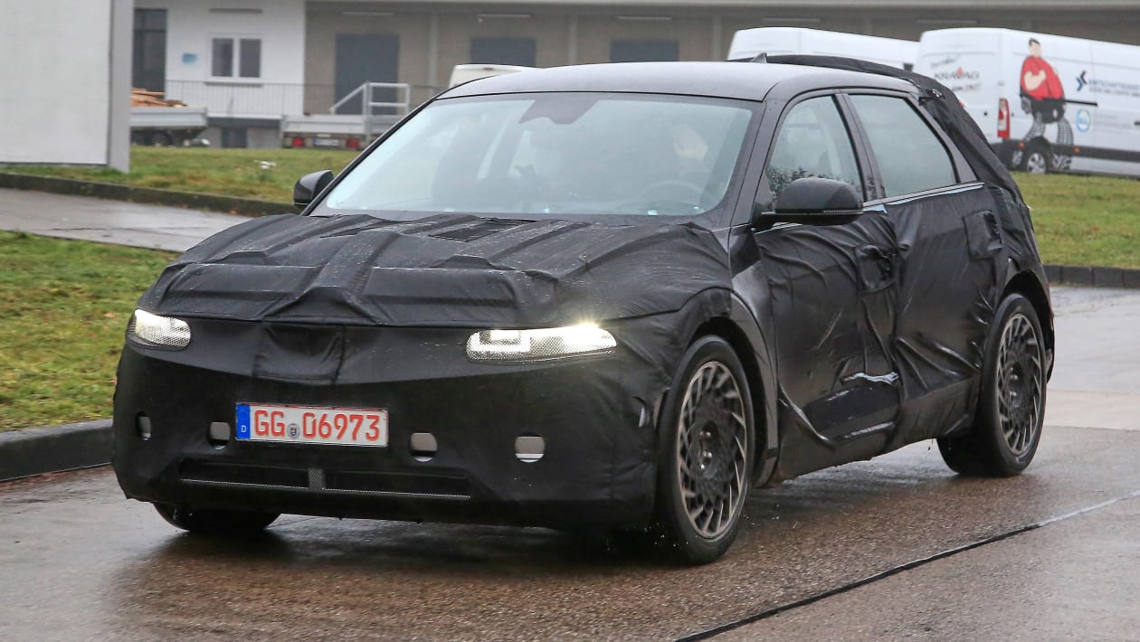 Ioniq%205%20spyshots-2.jpg