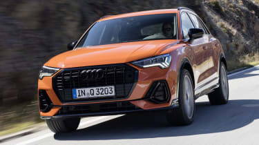 Audi Q3 - front tracking